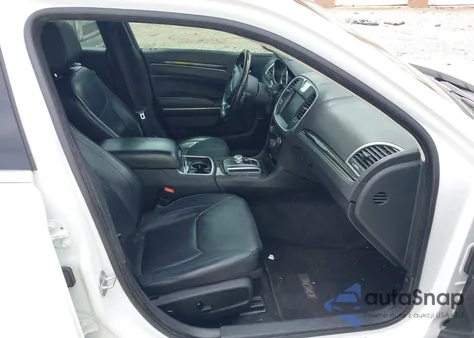 2015 Chrysler 300C from USA, damaged, VIN 2C3CCAEG4FH749716